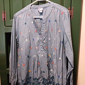 Ladies Long Sleeve Tunic Blouse; Blue W/Embroidered Flowers, Size XL